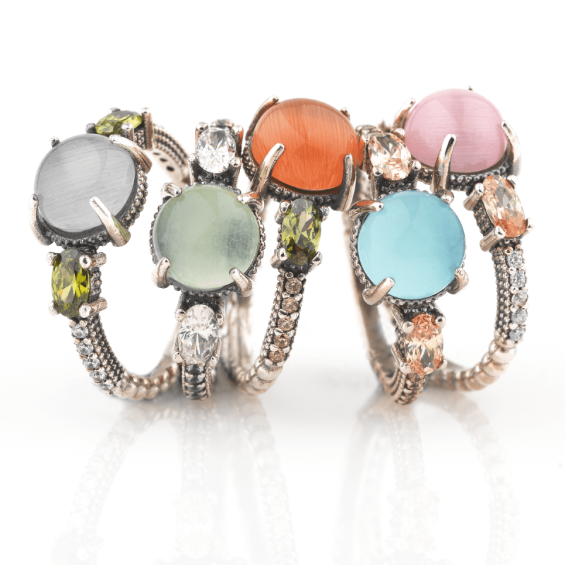 FEATURED CABBAGE HELENIUM